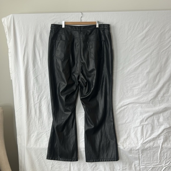 DEX Faux Leather High Waisted Straight Leg Cropped Black Pants Sz 1X - Picture 7 of 17